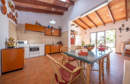 Llubi Villa | Can Pintat (llubÍ) - Villa With Private Pool