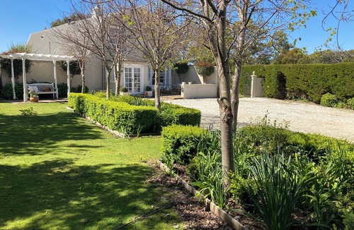 Clarence Point House | “ CAPBRETON “