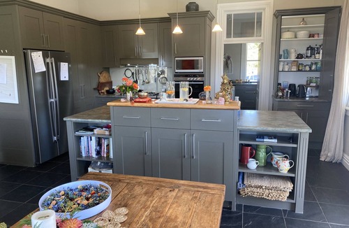Waimarama Villa | Cape South Homestead - Character Homestead in a beautiful country setting