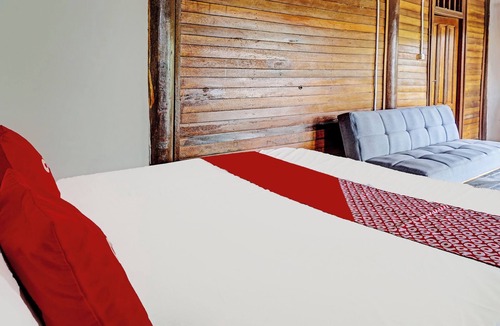 Pandaan Hotel | Capital O 92116 Omah Durensewu Syariah