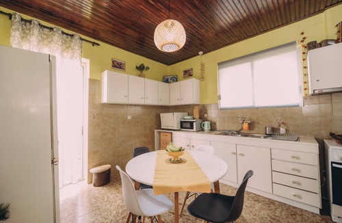 Katakolo House | Captain's Spacious House Near The Beach