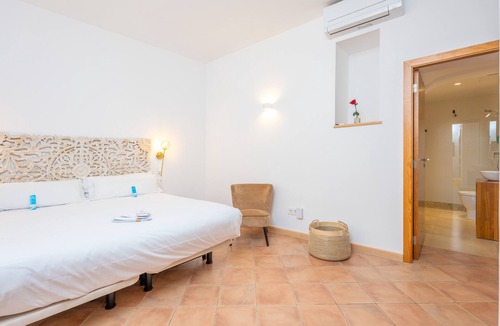 Sineu Hotel | CAS CATALÀ - DOBLE ESTANDARD - Beautiful room in a boutique hotel with shared pool and fr