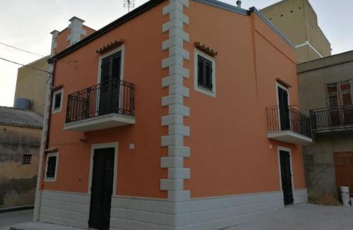 Camastra House | Casa Athena