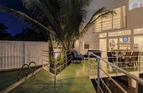 Puerto Viejo de Talamanca House | Casa Velero - Luxurious Tropical Escape in amazing Puerto Viejo with WiFi, AC