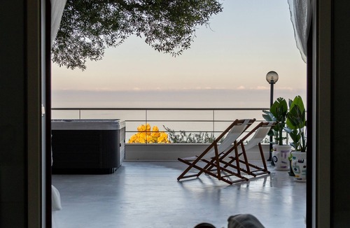 Cefalu House | Casa D'Adúri - Mediterranean sea view terrace & relaxing mini pool spa