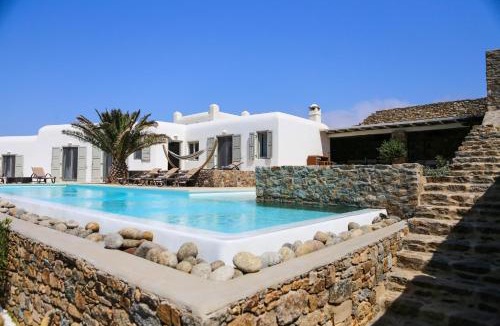 Agios Stefanos Villa | Casa Di Mare by Elite Estates