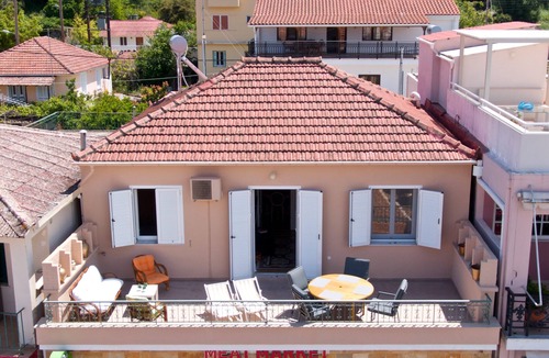 Sami Apartment | Casa di Vito: Elegant, seaview, town center home