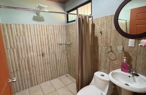 San Isidro de El General House | Casa Jade PZ
