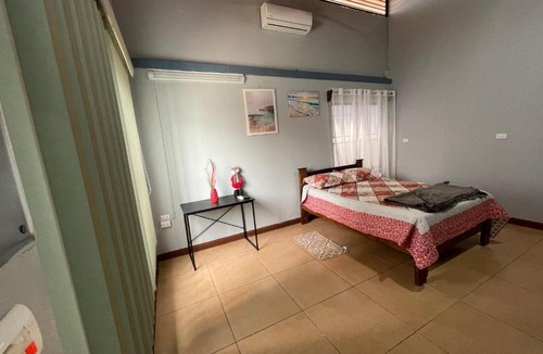San Isidro de El General House | Casa Jade PZ