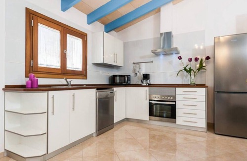Petra House | Casa Las Vías