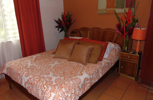 Pavas Bed & Breakfast | Casa Lima B&B junior room # 8