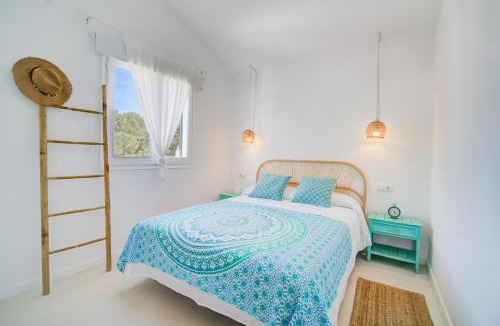 Cala'n Bosch Apartment | Casa Lo-LA - Apartamento sereno y lujoso con balcón