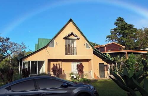 Roble House | Casa Luna is your best option near Poás volcano!