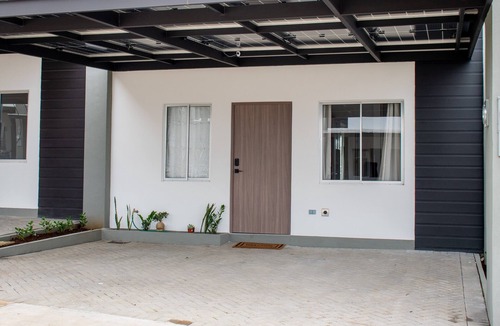 San Joaquin de Flores Condo | Casa Serena: Cozy 2BR Home with A/C & Fast Wi-Fi
