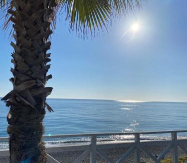 Guardavalle Marina House | CASA VACANZA BORGOROSSO A 70mt DAL MARE
