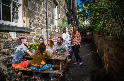 Old Town Hostel | Castle Rock Hostel - Adults Only