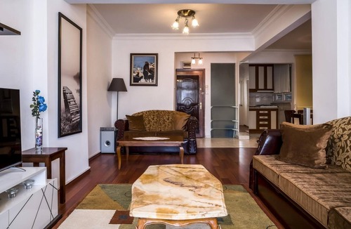 Bakırkoy Apartment | Central and Fully Furnished Flat in Bakirkoy