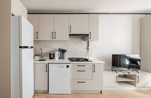 Cumhuriyet Apartment | Central Brand New Apartment w/Elevator Near Metro