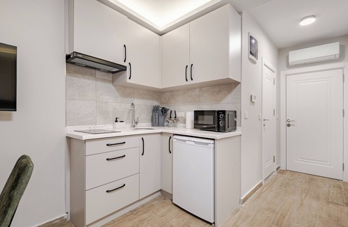 Cumhuriyet Apartment | Central Brand New Studio w/Balcony Near Metro