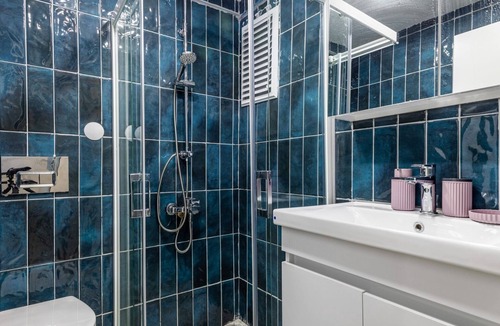 Osmanbey Apartment | Central Flat 5 min to Metro and City's Nisantasi