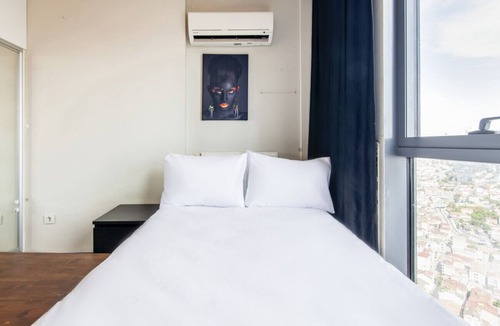 Atasehir Apartment | Central Flat with Amazing City View in Atasehir