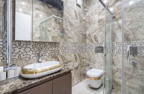 Harbiye Apartment | Central Flat with Balcony near Nisantasi & Taksim