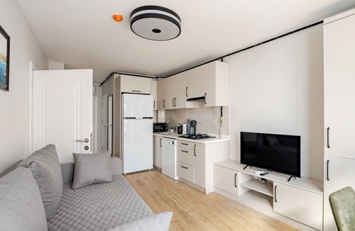 Cumhuriyet Apartment | Central Large Brand New Apartment w/Elevator Near Metro