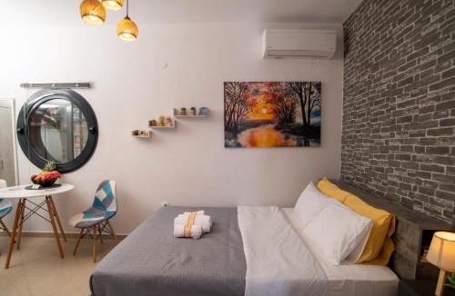 Edessa Apartment | Central & Riverfront Room 1