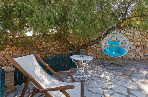 Askos Cottage | Charming Cottage with two bedrooms, Private Pool and beautiful sea views!