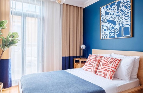 Galata Apartment | Charming Haven w Balcony 2 min to Galata Tower