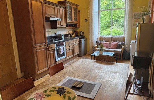 Morningside Apartment | Charming Morningside Flat in Edinburgh