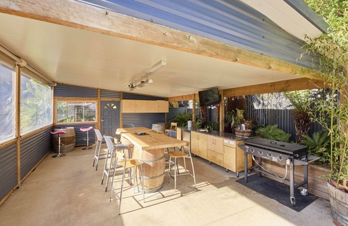 West Launceston House | Charming Renovated Home Near Cataract Gorge – Your Perfect Launceston Getaway