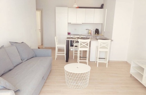 Aliko Apartment | Charming Seafront Appartment