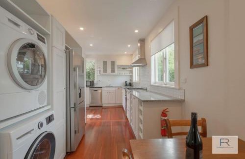 Takapuna House | Charming Takapuna Residence