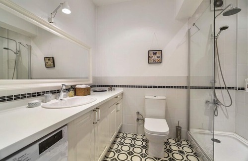 Cihangir Apartment | Charming two bedroom spacious 120sq m