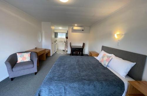 Woodhill Hotel | Cherry Court Motor Lodge