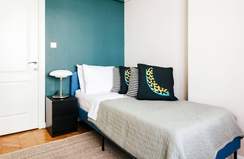 Sisli Apartment | Chic Flat w Balcony 5 min to Cevahir Mall in Sisli