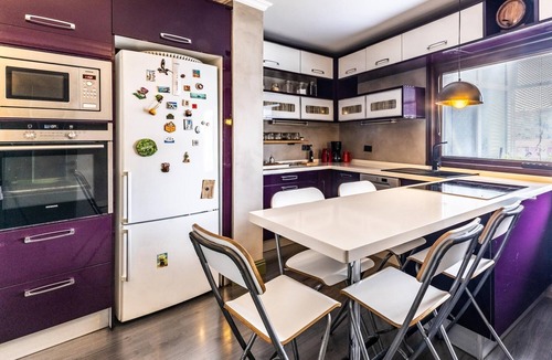 Uskudar Apartment | Chic Flat w Balcony BBQ 10 min to Emaar in Uskudar
