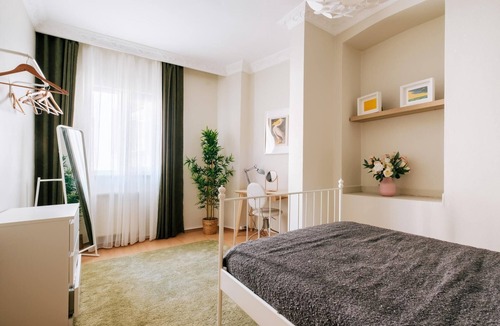Galata Apartment | Chic Spacious Flat Near Istiklal Avenue in Beyoglu