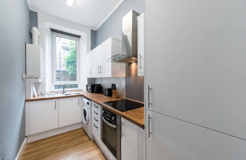 Tollcross Apartment | City Centre ,5*Ground Floor, near grass market