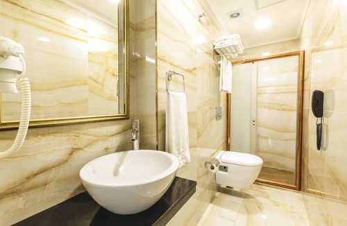 Emin Sinan Hotel | City Hall Hotel