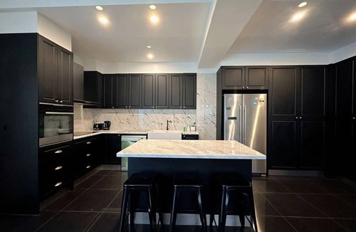 Hobart Central Business District House | City Retreat for 8 with Spacious Rooms