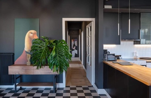 Kalamata House | City's Best-Kept Secret, Chic & Luxe Getaway