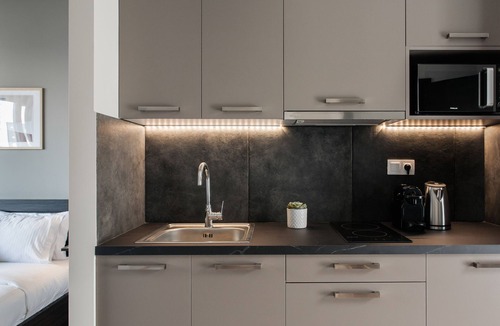 Kinosargous Apartment | Classy 1BR Apartment at WYZ Athens