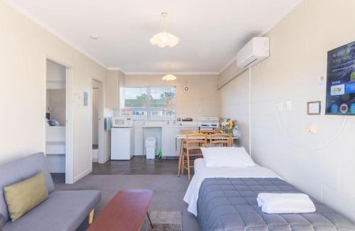 Claudelands Hotel | Claudelands Motel