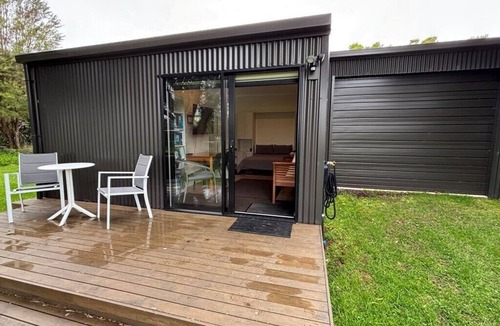 Russell Apartment | Clendon Cove Olive Studio with boat ramp and good for Cape Brett walkers