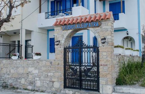 Marathokampos Apartment | Cleopatra Studios