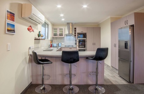 Kaikoura House | Close to Beach | Spacious | Outdoor Living - KK00379