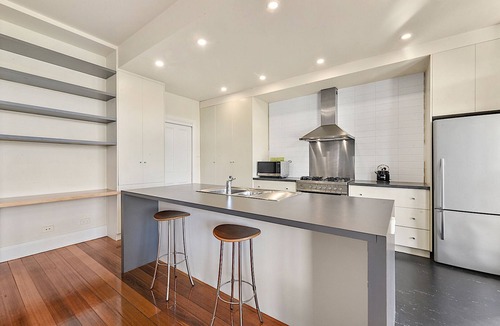 Launceston CBD House | Close to beautiful City Park & a short walk to the CBD