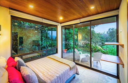 Quebrada Grande Apartment | Cloud Forest Garden Apartment Welcome Wine, Trails & Local Tips